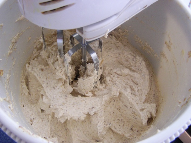 Orechovo kávový zákusok (fotopostup) - obrázok 5