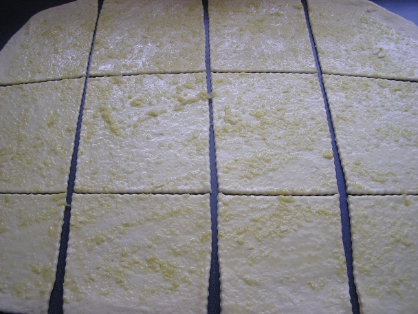 Kysnuté cesnakové rožky (fotorecept) - obrázok 2