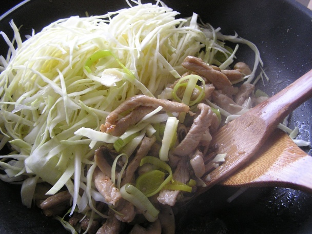 Mäsové rezance s kapustou (fotorecept) - obrázok 6