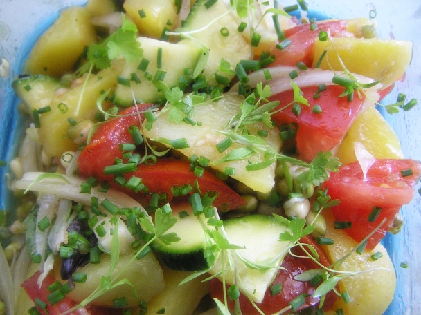 Jarný zemiakový šalát (fotorecept) - obrázok 6