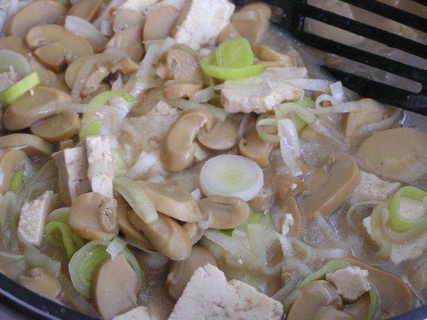 Tofu s pórom, šampiňónami a zázvorom (fotorecept) - obrázok 4