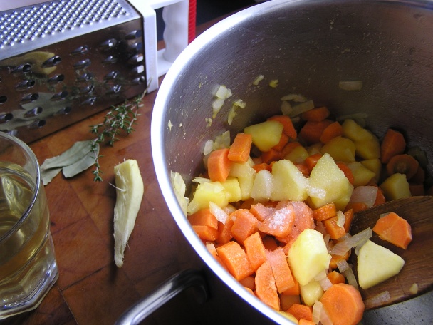 Mrkvová polievka so zázvorom (fotorecept) - obrázok 3