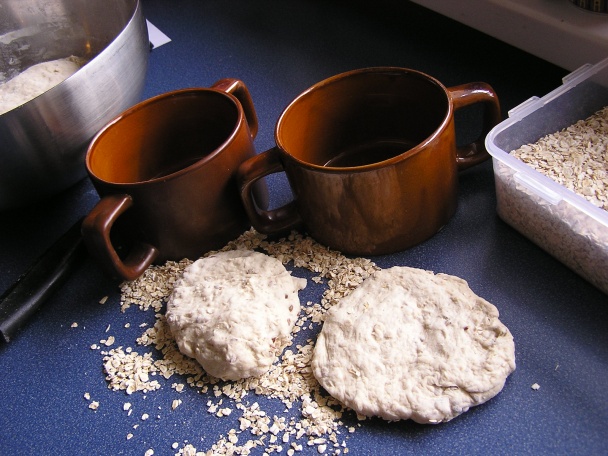 Mäsová polievka pod chlebovou krustou (fotorecept) - obrázok 8