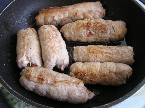 Mäsové závitky s dusenou kapustou (fotorecept) - obrázok 3