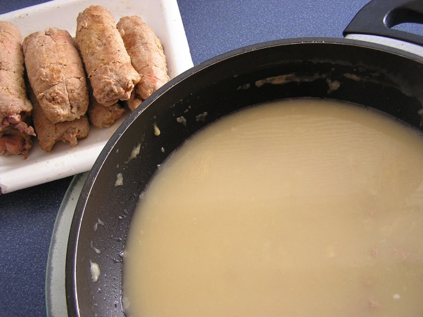 Mäsové závitky s dusenou kapustou (fotorecept) - obrázok 4