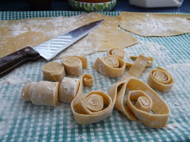 Hubové ragú so širokými rezancami (fotorecept) - obrázok 5