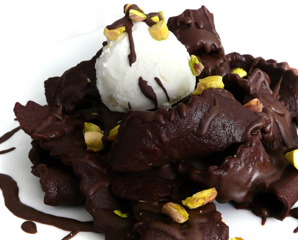 Čokoládové rezance so zmrzlinou a pistáciami (fotorecept) - obrázok 8