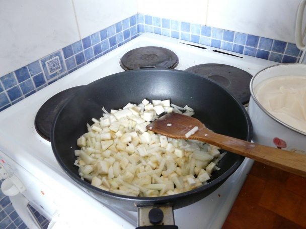 Pečený bôčik s chlebovou plnkou (fotorecept) - obrázok 1