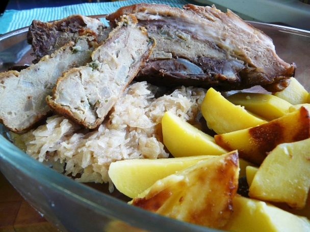 Pečený bôčik s chlebovou plnkou (fotorecept) - obrázok 8