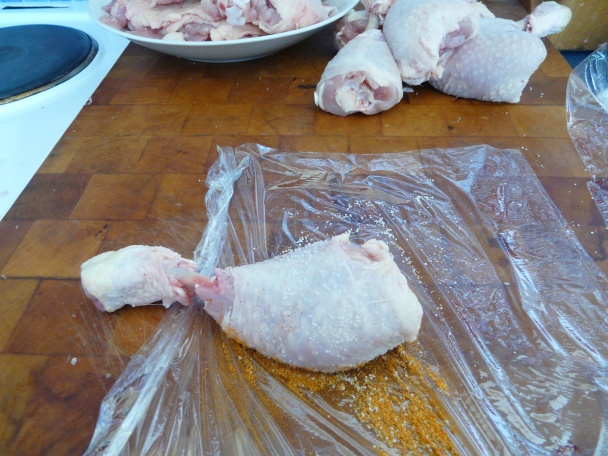 Kuracie nohy so smotanovým ragú a špenátovými cestovinami (fotorecept) - obrázok 3