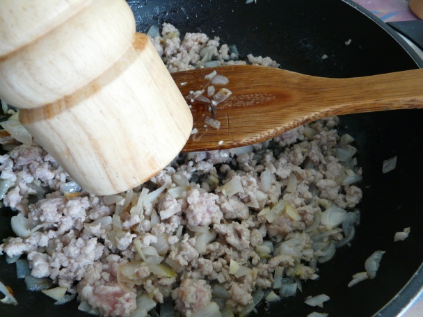 Špagety s cuketovou omáčkou (fotorecept) - obrázok 2