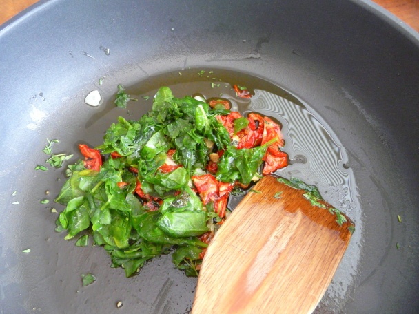 Špagety so sušenými paradajkami (fotorecept) - obrázok 3