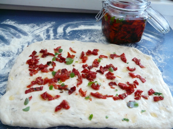 Chlieb so sušenými rajčinami (fotorecept) - obrázok 3