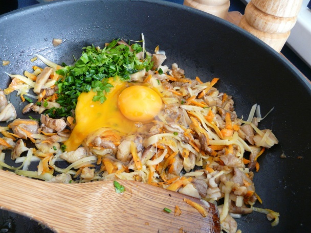 Terina z cibuľového chleba s hríbami (fotorecept) - obrázok 6