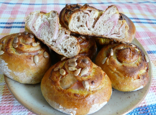 Chlebové bochníčky so šunkou (fotorecept) - obrázok 8