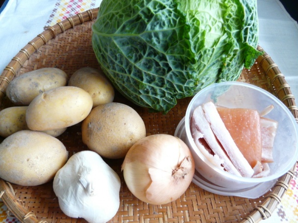 Kelová polievka s mäsovými guľkami (fotorecept) - obrázok 1