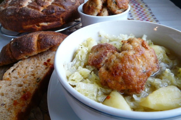 Kelová polievka s mäsovými guľkami (fotorecept) - obrázok 8