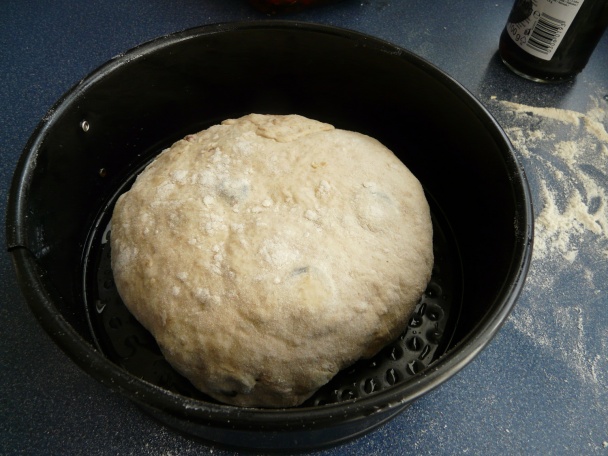 Chlieb so sušenými rajčinami a olivami (fotorecept) - obrázok 5