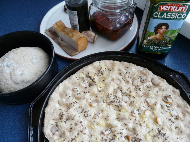 Chlieb so sušenými rajčinami a olivami (fotorecept) - obrázok 6