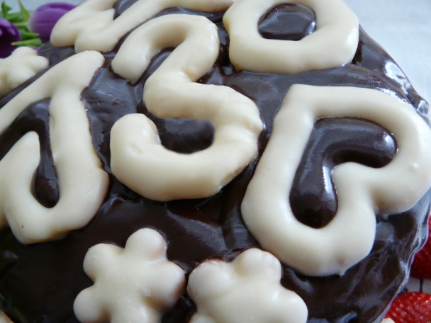 Torta čokoládovo-tvarohovo-jahodová (fotopostup) - obrázok 13