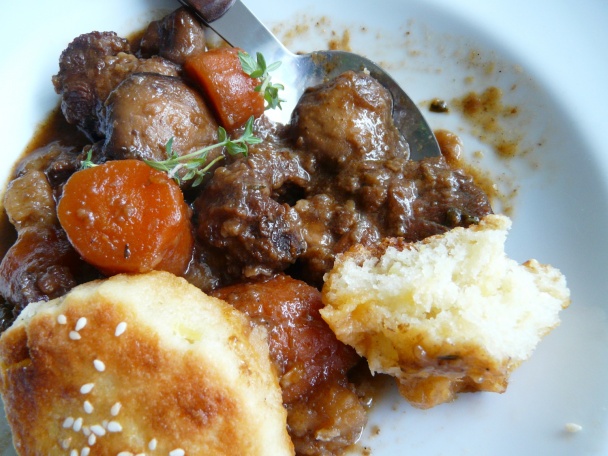 Ragú na čiernom pive a zemiakové pampúchy (fotorecept) - obrázok 13