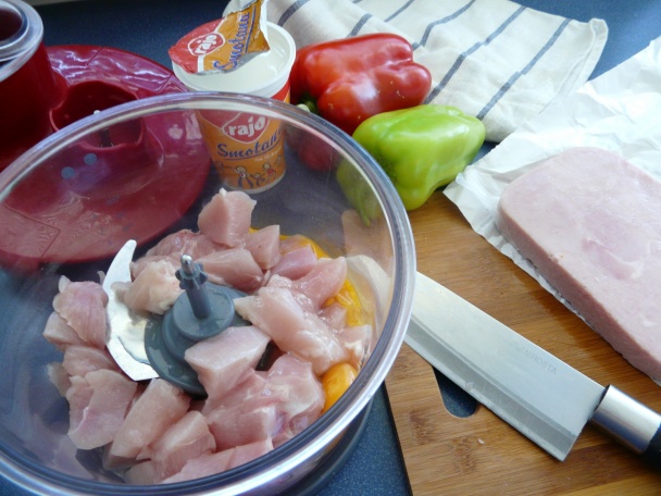 Mäsová roláda plnená špenátom a kuracím fášom (fotorecept) - obrázok 3