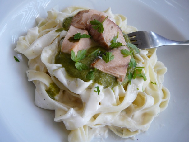 Losos so smotanovými cestovinami a špenátovou omáčkou (fotorecept) - obrázok 9