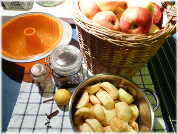 Jablková bábovka (fotorecept) - obrázok 1