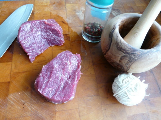 Biftek so zelenou fazuľkou a sušenými paradajkami (fotorecept) - obrázok 1