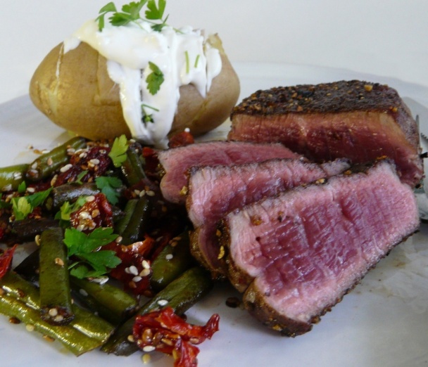 Biftek so zelenou fazuľkou a sušenými paradajkami (fotorecept) - obrázok 8