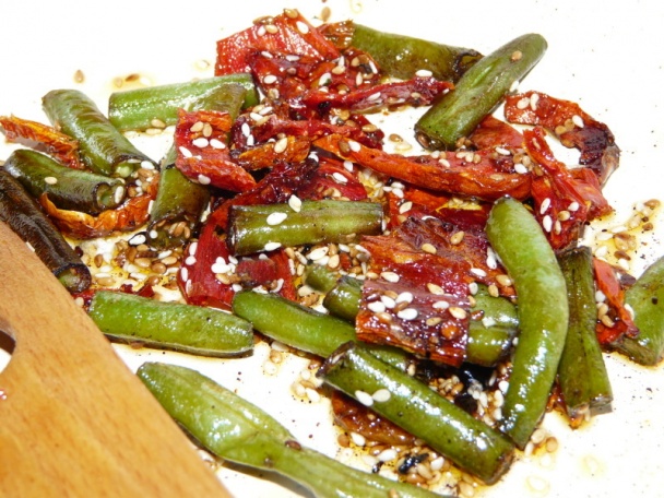 Biftek so zelenou fazuľkou a sušenými paradajkami (fotorecept) - obrázok 6