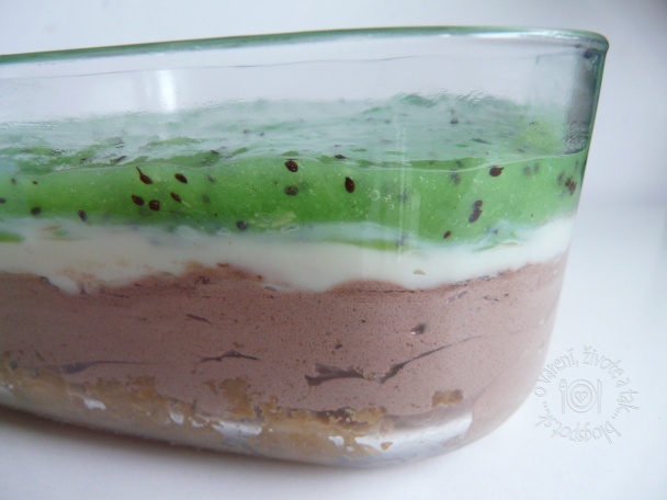 Nepečený čoko zákusok s kivi (fotorecept) - obrázok 2