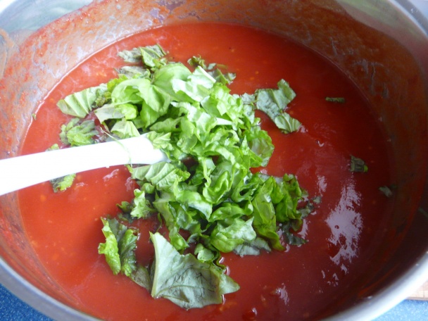 Cestovinové mušle plnené mäsovými guľkami s paradajkovou omáčkou (fotorecept) - obrázok 3