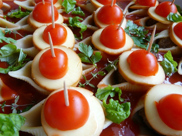 Cestovinové mušle plnené mäsovými guľkami s paradajkovou omáčkou (fotorecept) - obrázok 5