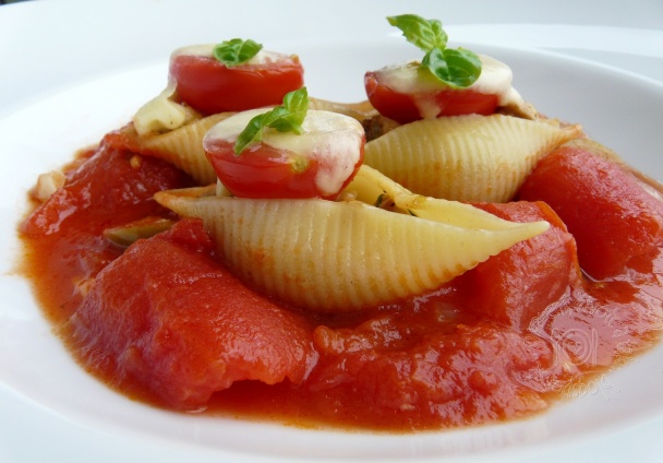 Cestovinové mušle plnené mäsovými guľkami s paradajkovou omáčkou (fotorecept) - obrázok 7