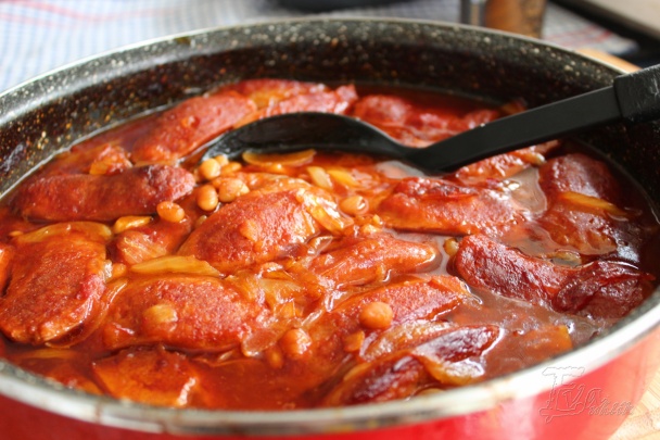 Špekáčiky s fazuľou na čiernom pive (fotorecept) - obrázok 4