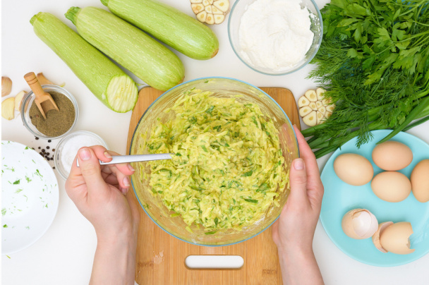 Chrumkavé cuketové placky (fotorecept) - obrázok 6