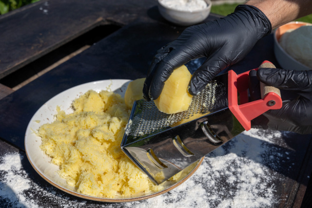 Tradičné zemiakové lokše (fotorecept) - obrázok 1