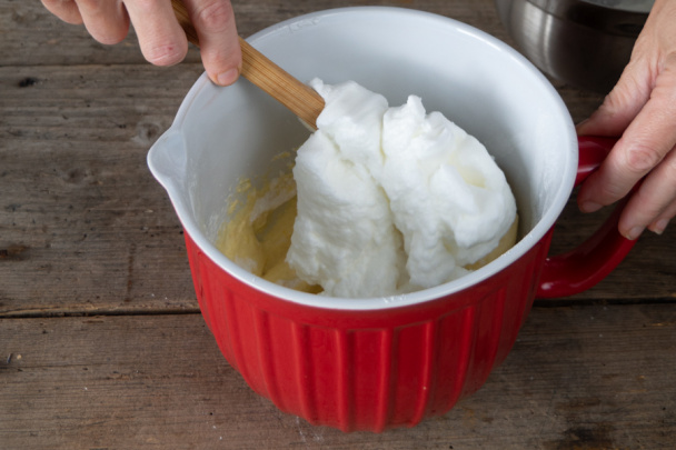 Roláda s karamelovou plnkou (fotorecept) - obrázok 5