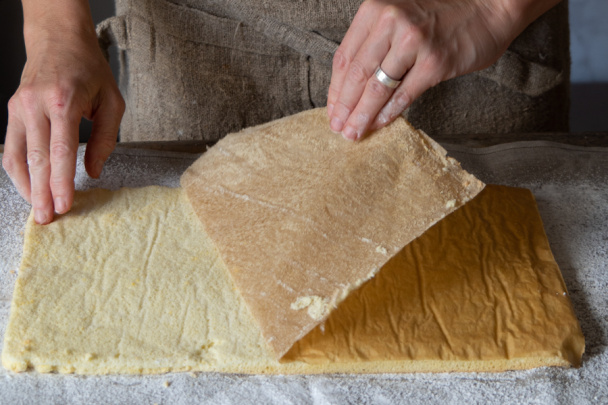 Roláda s karamelovou plnkou (fotorecept) - obrázok 8