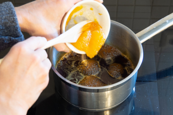 Karamelové perníkové rezy (fotorecept) - obrázok 3