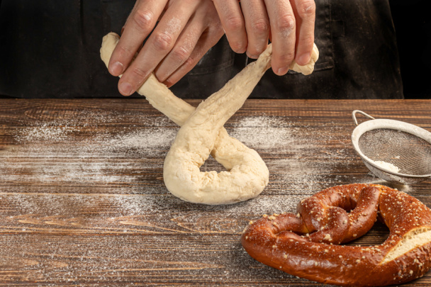 Klasické lúhované slané praclíky (fotorecept) - obrázok 4