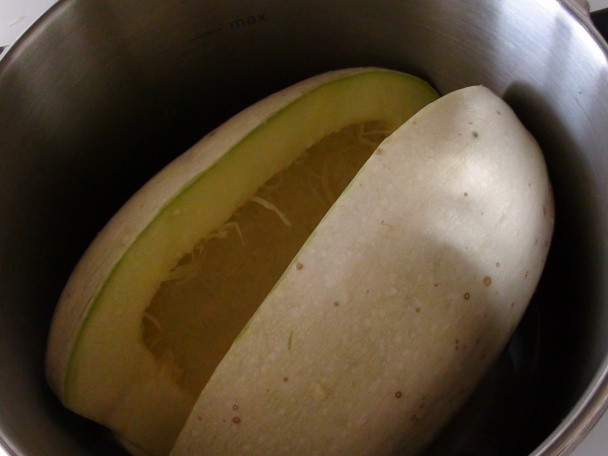 Zapekané bezlepkové špagety zo špagetovej tekvice - obrázok 1