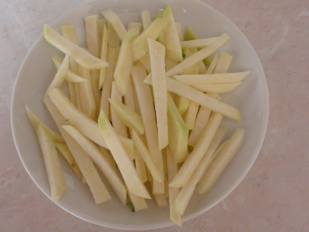 Zelená kuracia polievôčka s tromi druhmi rezancov, vhodná  aj pre celiatikov - obrázok 3