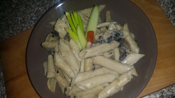 Hubovo-syrová panvička s penne cestovinou (fotorecept) - obrázok 6