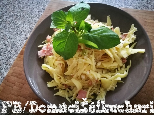 Tvarohové tagliatelle na jarnej cibuľke so šunkou a kôprom (fotorecept) - obrázok 3