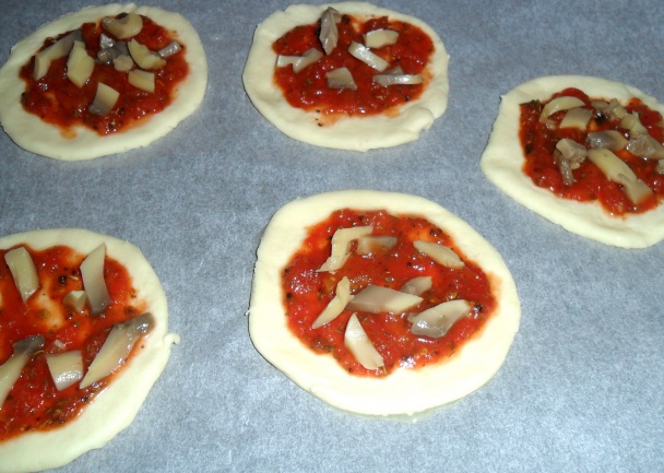 Silvestrovská minipizza (fotorecept) - obrázok 4