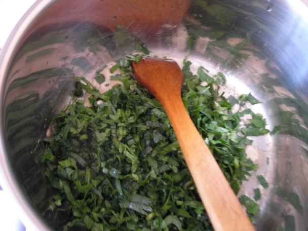 Polievka zo zelerového listu (fotorecept) - obrázok 3