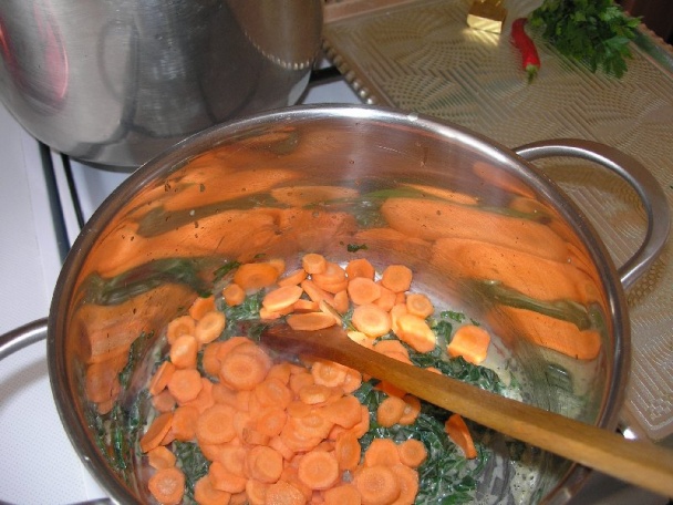 Polievka zo zelerového listu (fotorecept) - obrázok 5