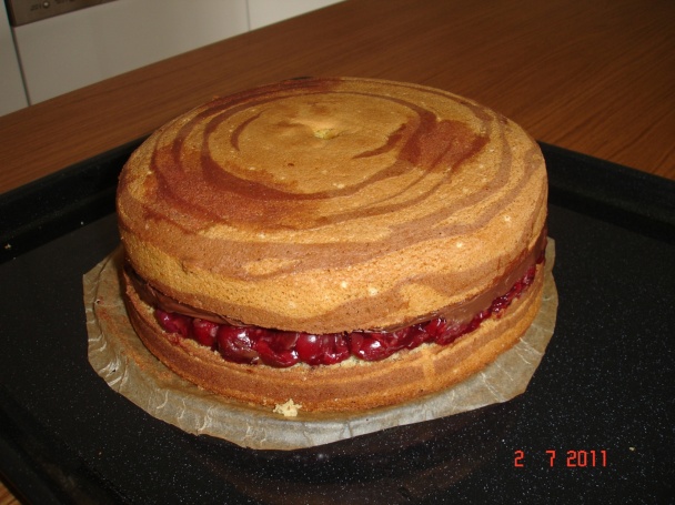 Čokoládovo-višňová torta (fotorecept) - obrázok 7